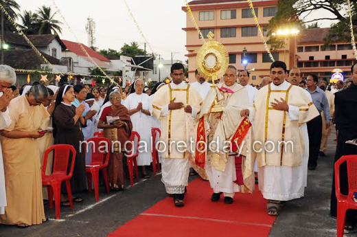 annual Eucharistic procession 7